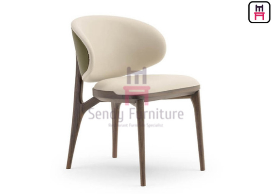 acheter Chaise en cuir rembourrée en forme de coquille avec structure en bois de cendres online manufacture