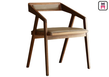 acheter Le bois de chêne de la géométrie tapissé dinant le bois commercial de chaises préside l'accoudoir de 60 degrés online manufacture