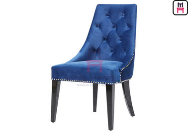 acheter Haut Blue Velvet arrière orné tapissé dinant des chaises avec les jambes noires de fer online manufacture