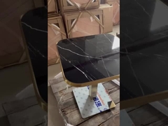 Modèle ovale de marbre de forme en céramique avec la table de salle à manger d'or de couture