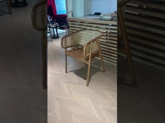 Cadeau à manger à la noix laqué à 0,3 cm3